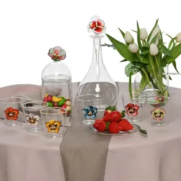 casarialto beige table settled with flowers and cake