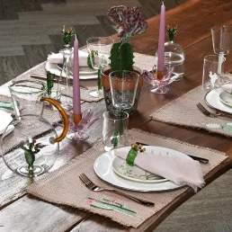 casarialto table with cactus